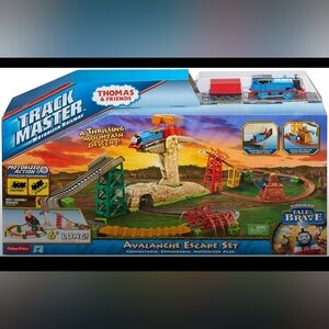 Thomas & Friends Avalanche Escape Set - Multicolor